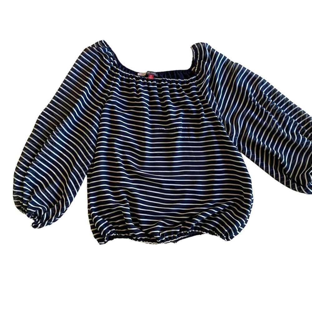 EUC Vincent Camuto Navy Striped Billowy Blouse